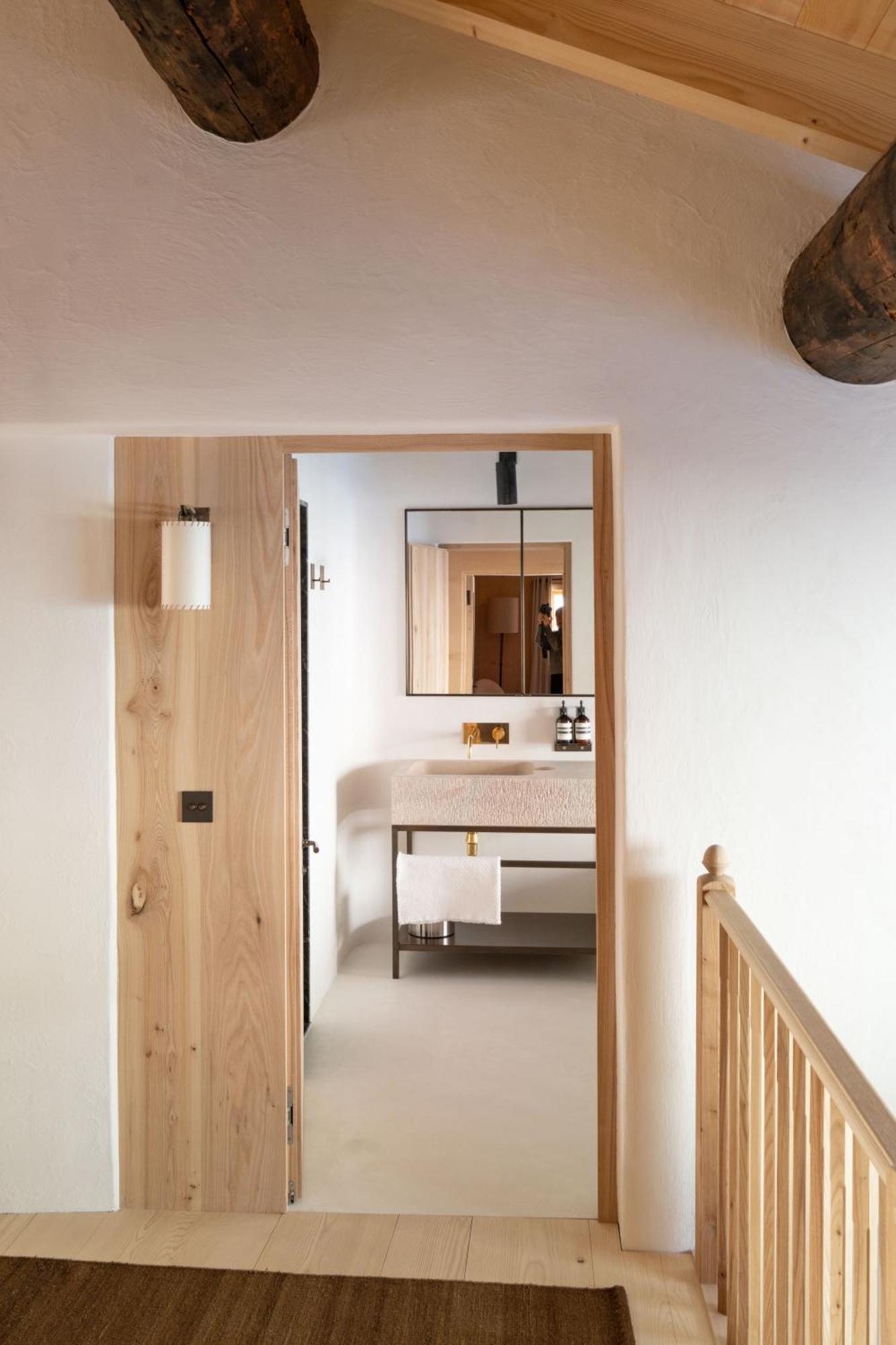 Hotel Almhof Schneider Lech am Arlberg Bilik gambar