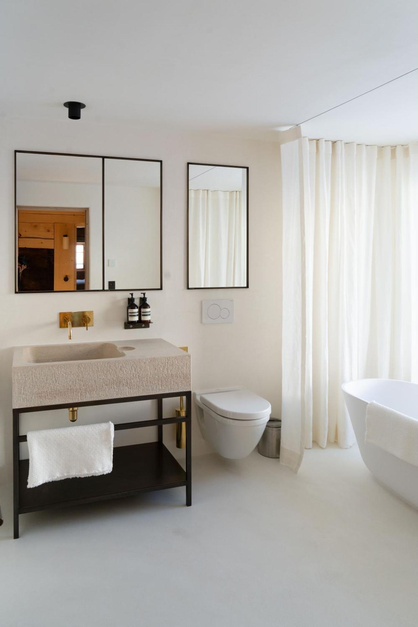 Hotel Almhof Schneider Lech am Arlberg Bilik gambar